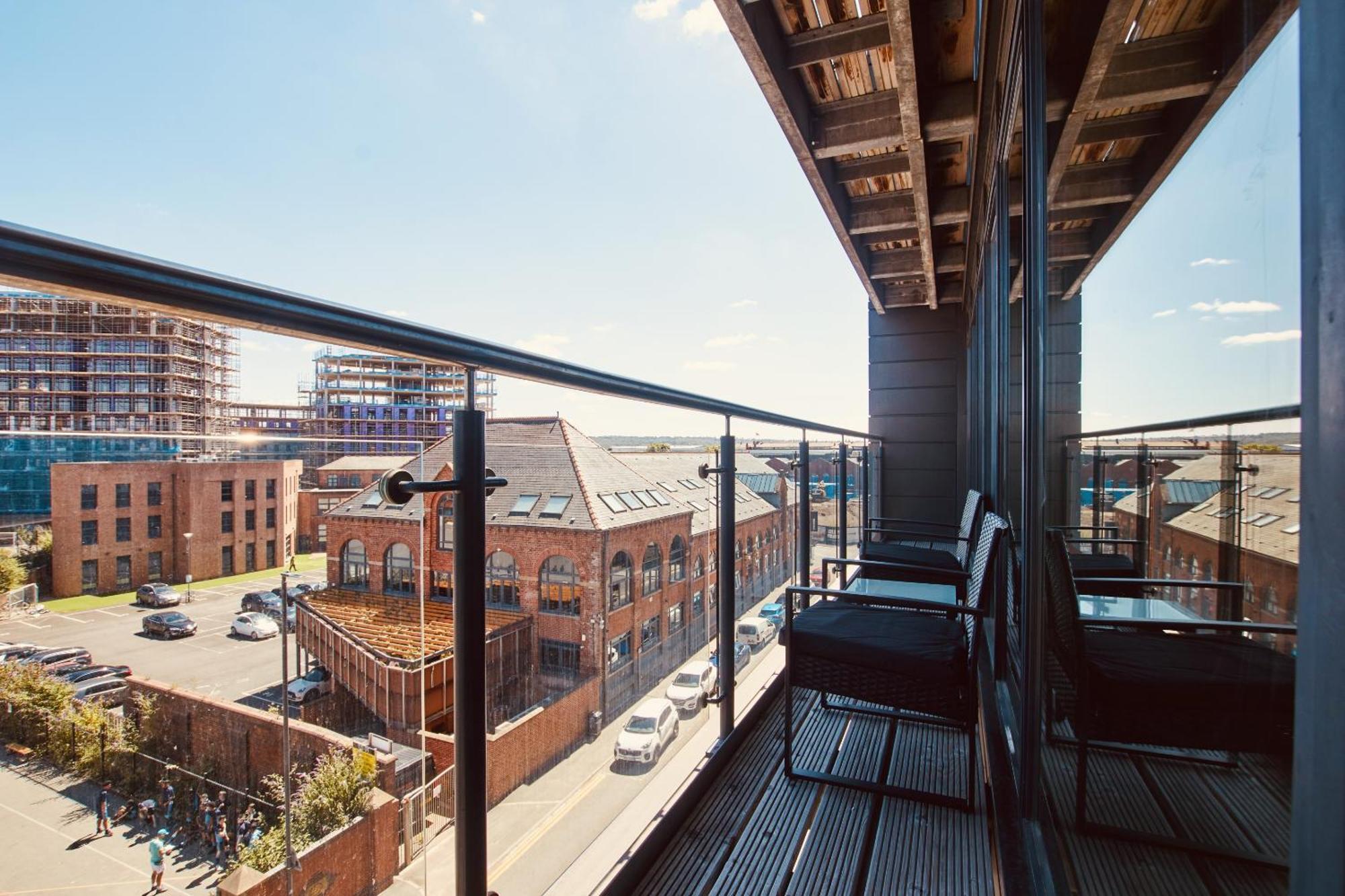 King Deluxe City Apt Large Balcony& Free Parking! Leeds  Exteriör bild